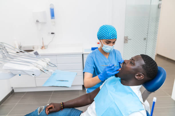 Best Emergency Tooth Extraction in Falmouth Foreside, ME